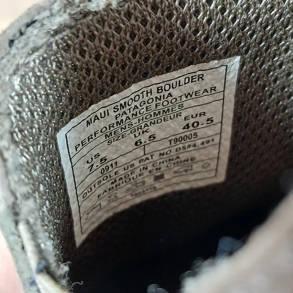 Patagonia Maui Smooth Boulder Slip On Shoes Mens 7.5 Taupe Suede Gorpcore Casual